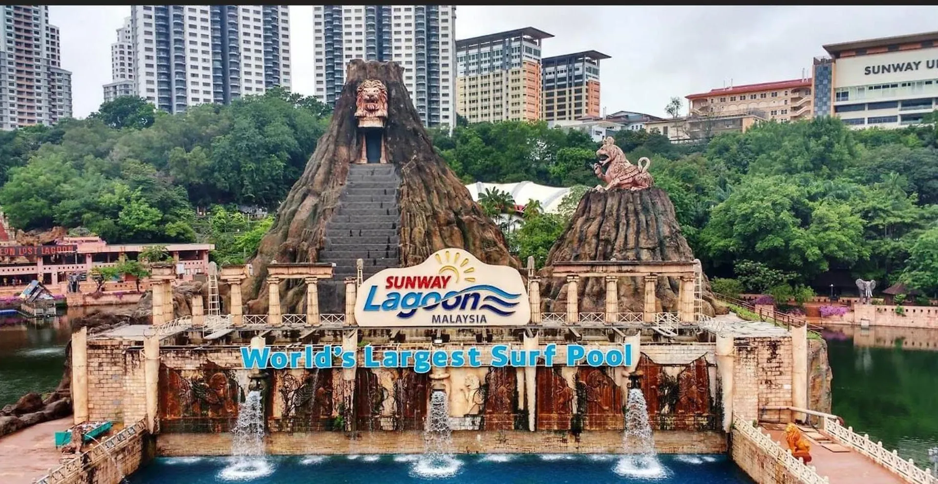 #12 New Sunway Resort Family Suite Lagoon View Petaling Jaya